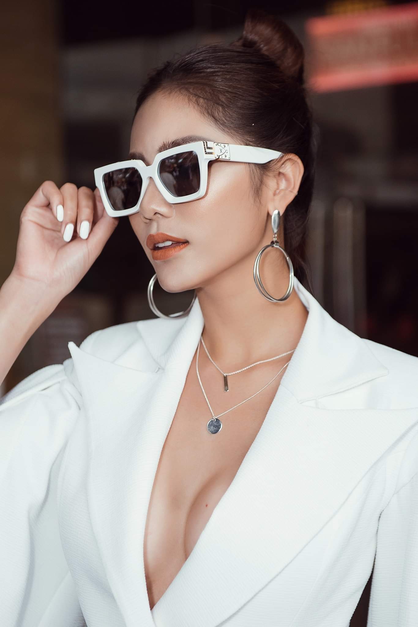 Kính mắt nam nữ thời trang cao cấp thiết kế mắt vuông vô cùng tinh tế và sang trọng