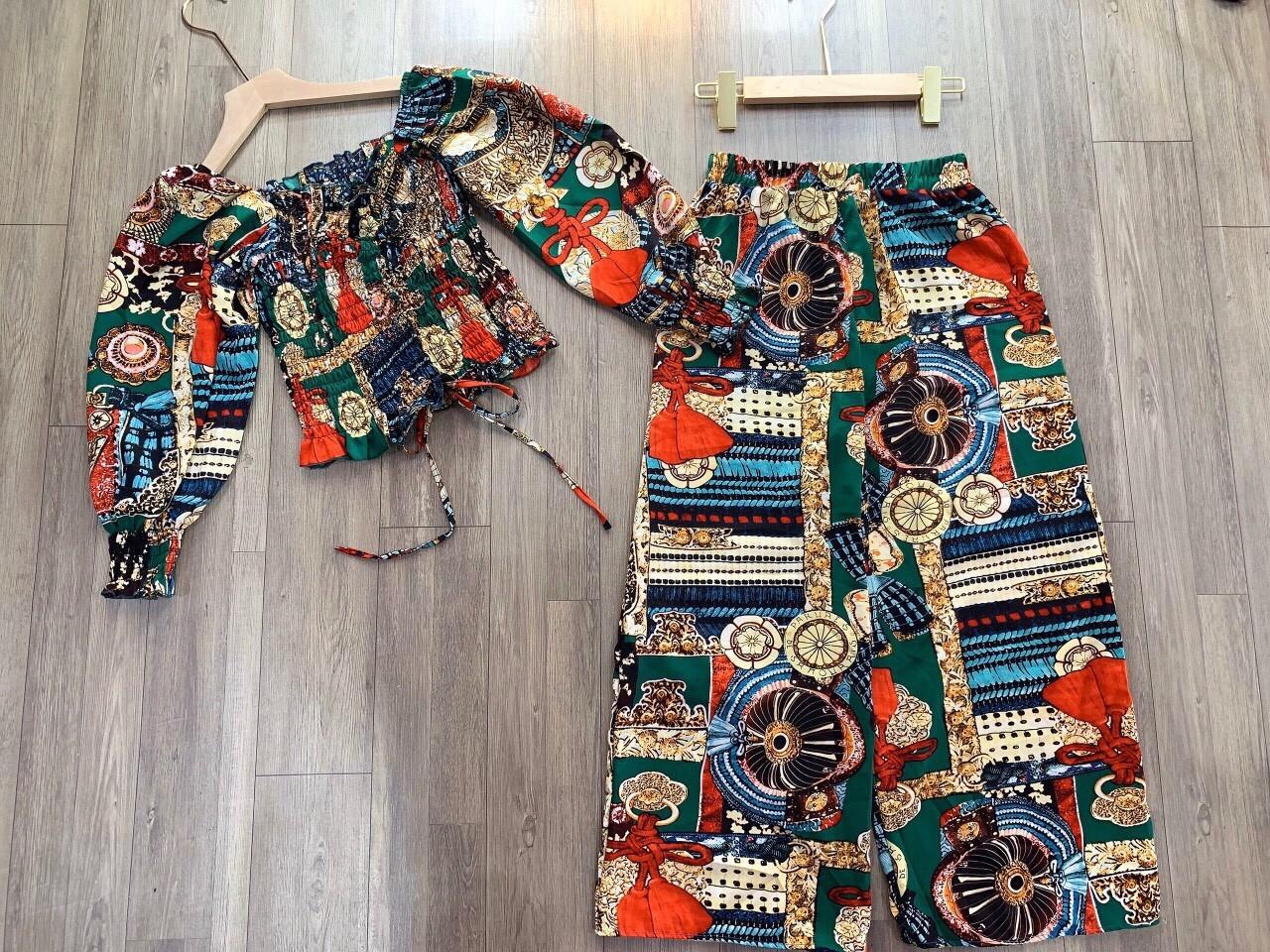 Set bộ thổ cẩm áo tay lỡ cổ V dây rút quần dài ống suông