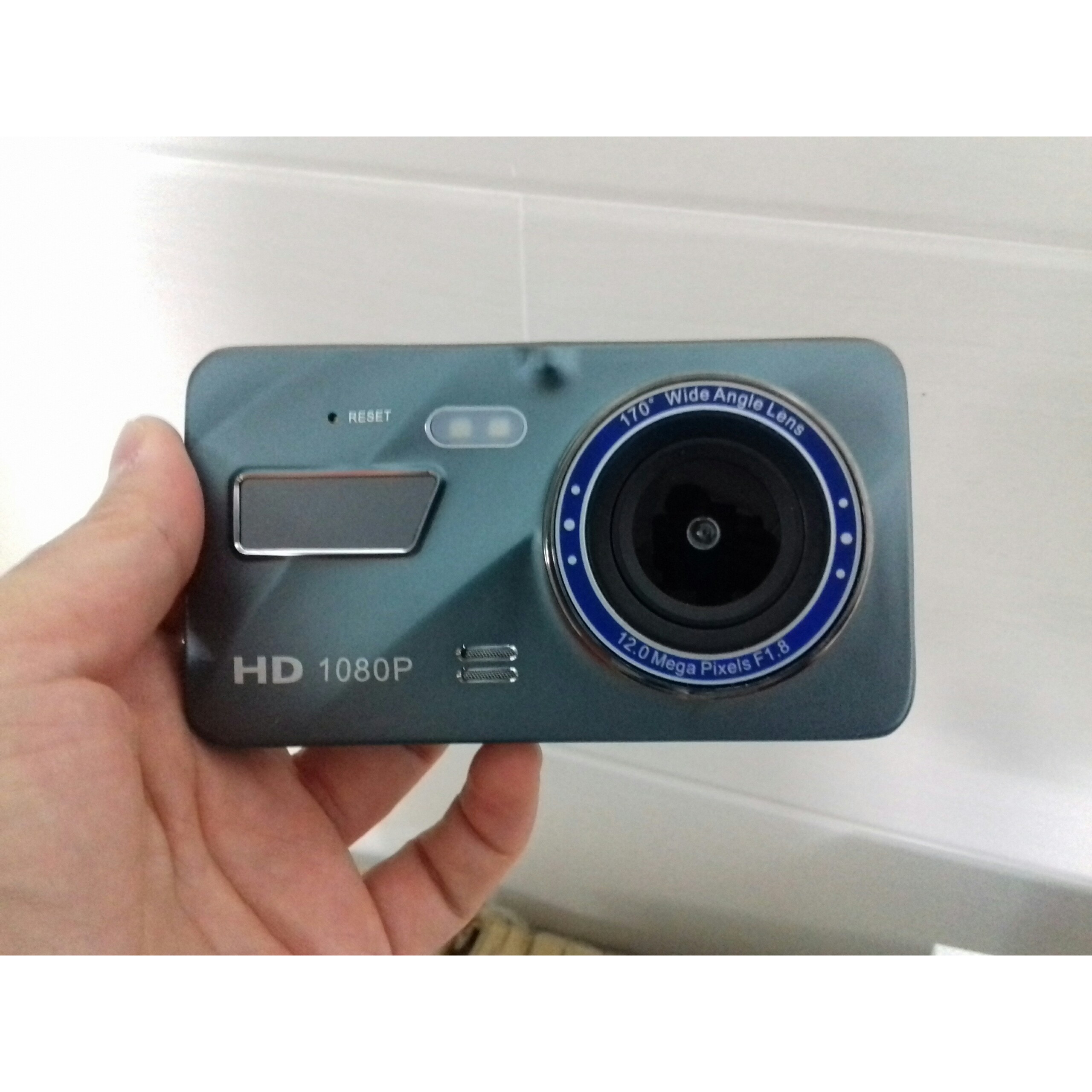 Camera hành trình ô tô a19 kiêm camera lùi