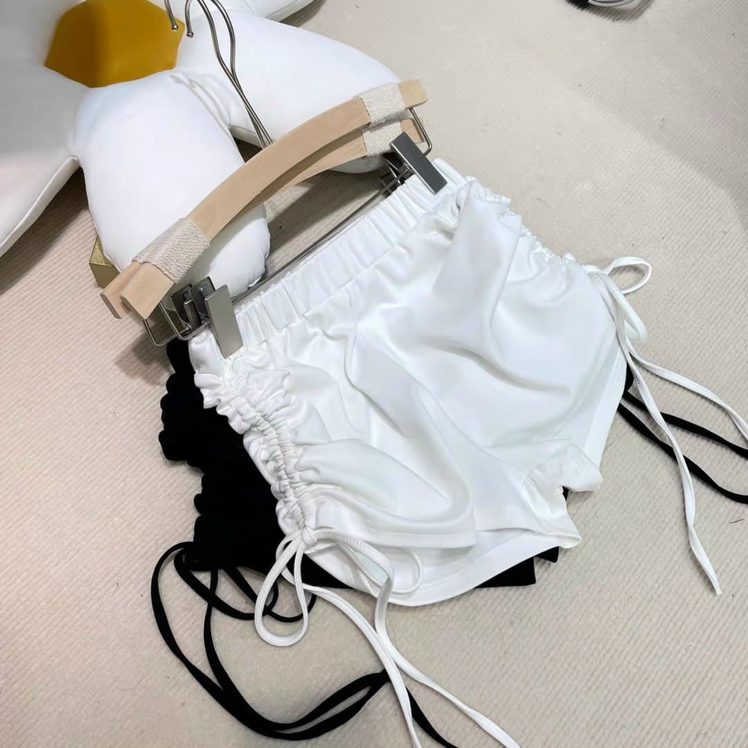 Quần đùi nữ dây rút 2 bên siêu hot - KA