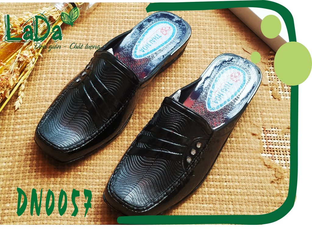 [HCM]Dép Nhựa Bít Đầu Nữ Màu Đen Đế 3 Phân [Dn0057]