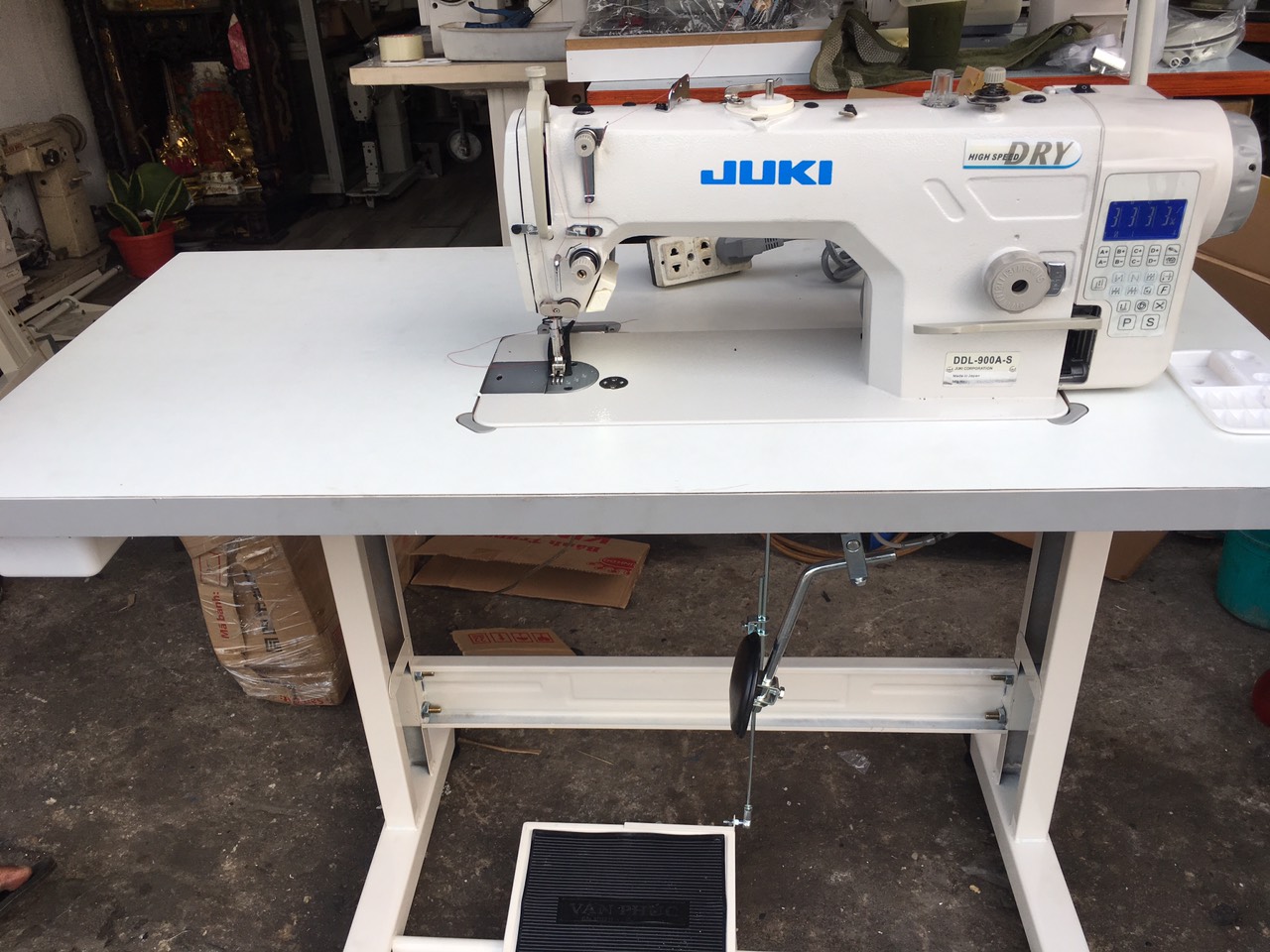 [HCM][Trả góp 0%]MÁY MAY JUKI LIỀN TRỤC ĐIỆN TỬ 900A MỚI 100%