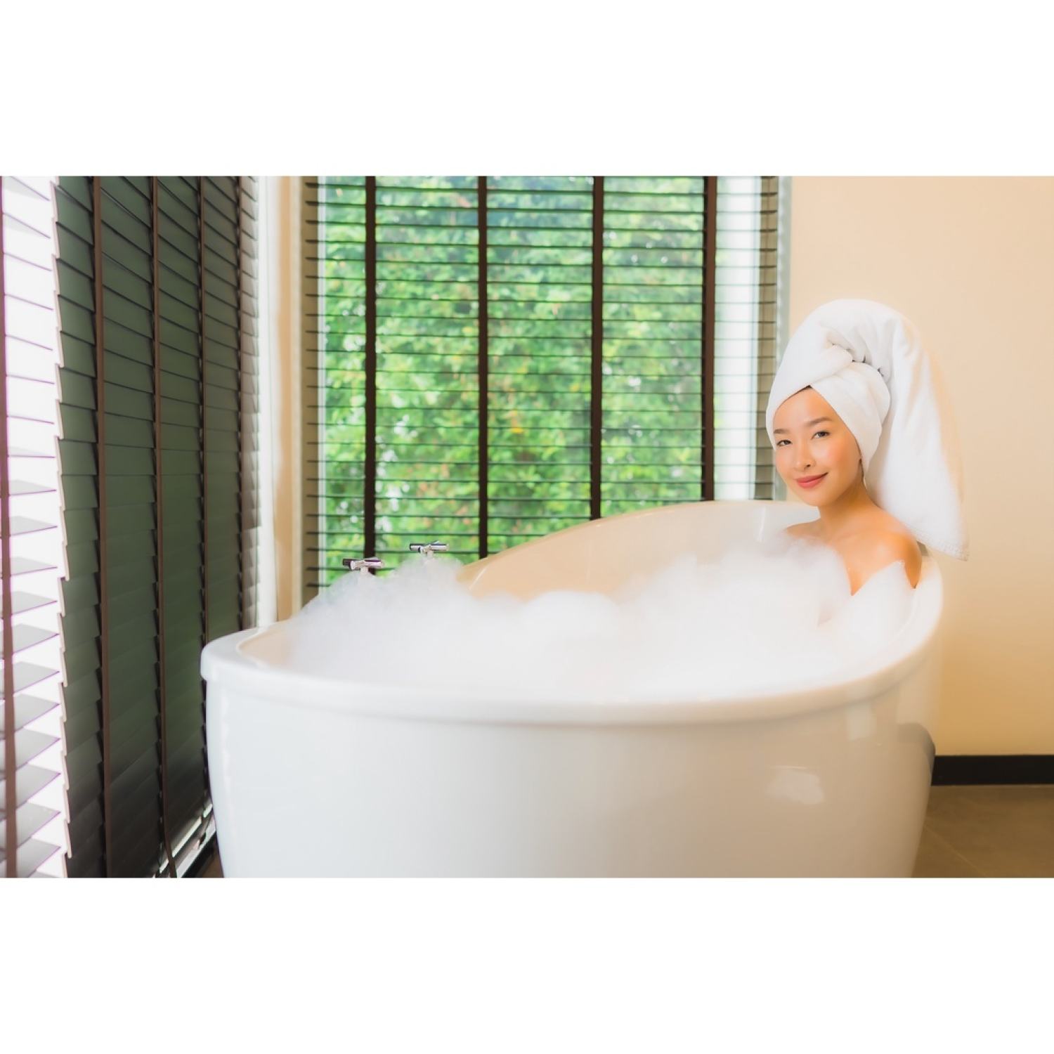 Sữa tắm tạo bọt, tạo bọt chuyên dùng cho bồn tắm romantic bath - 100ml
