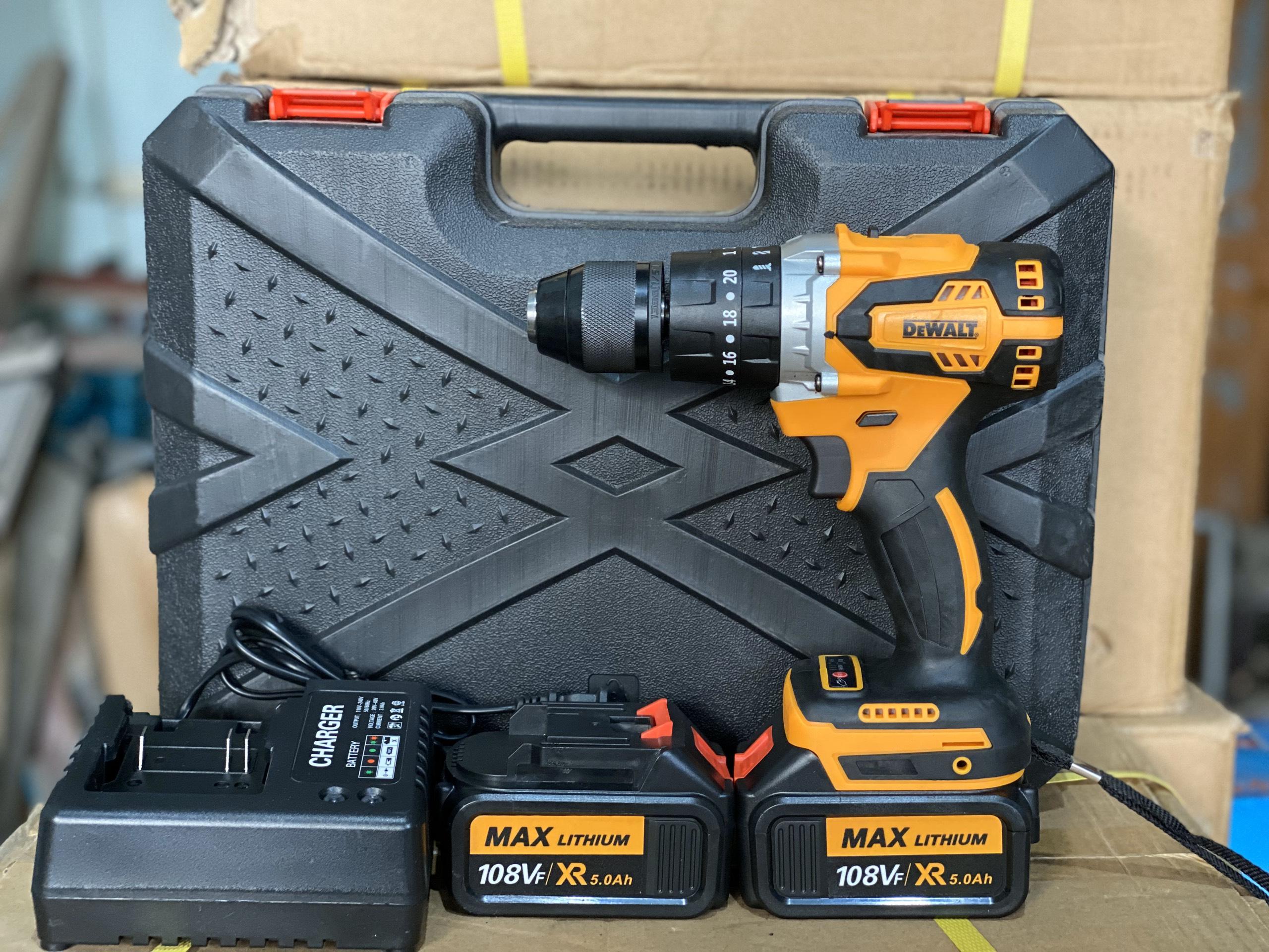 Máy khoan pin DeWalt 108VF không chổi than có búa