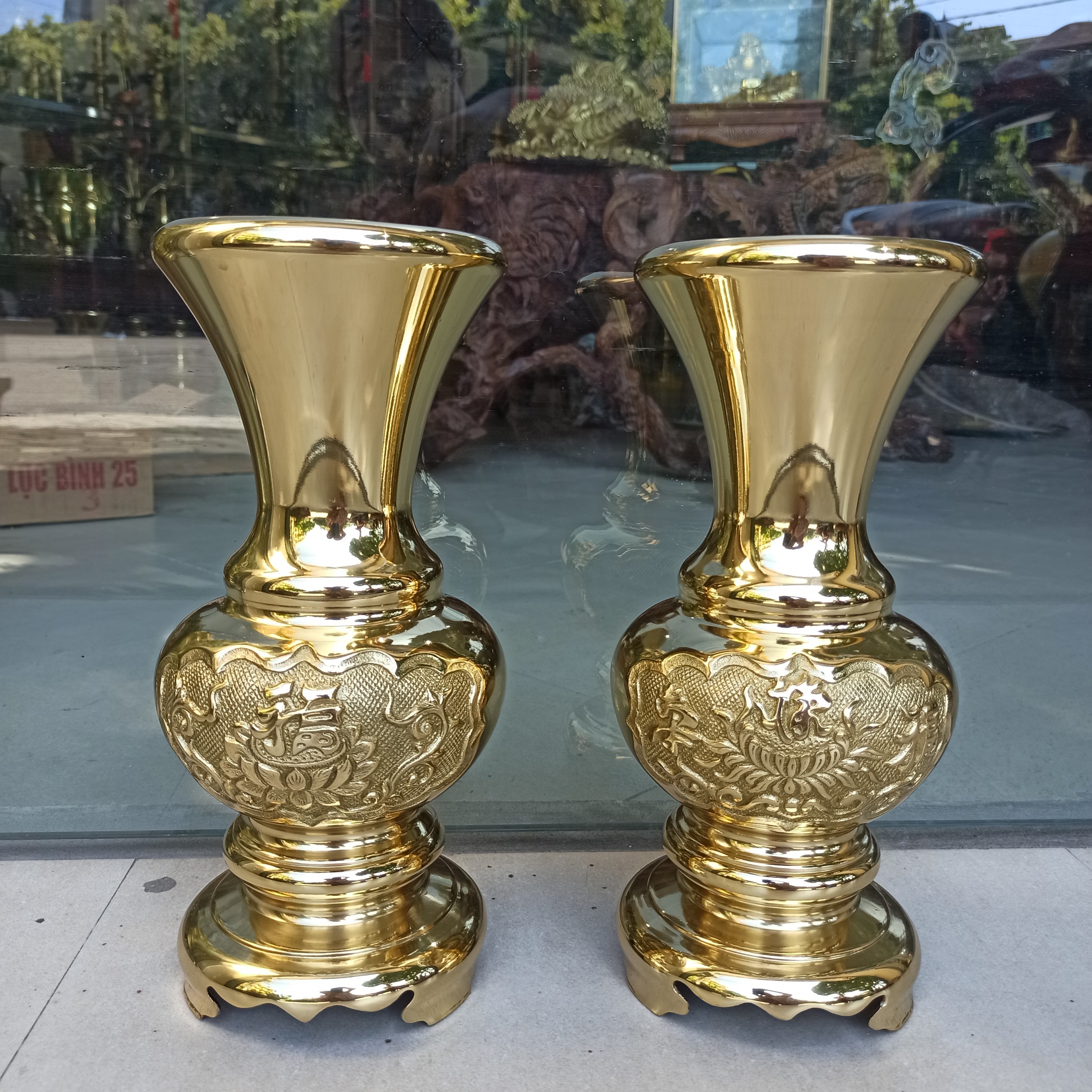 Lọ hoa cao 30.5cm lọ hoa đồng hoạ tiết hoa sen hoa cúc