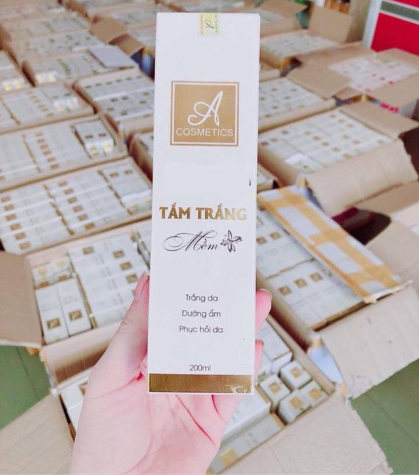 Tắm trắng mềm A cosmetic 200ml - Da trắng đón nắng hè xinh tươi