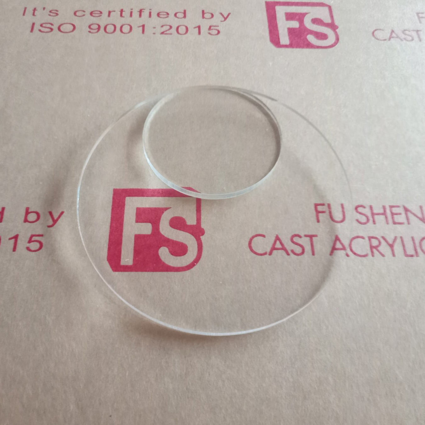 Tấm mica trong suốt hình tròn đài loan FS dày 2mm nhiều kích thước để chọn