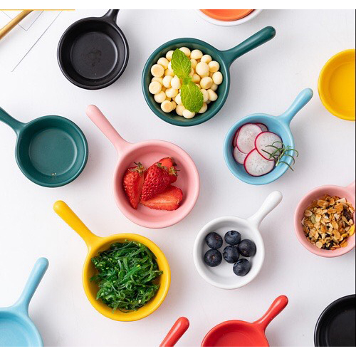 Chén sứ nhỏ đựng gia vị nước chấm, chén gốm trang trí món ăn có tay cầm