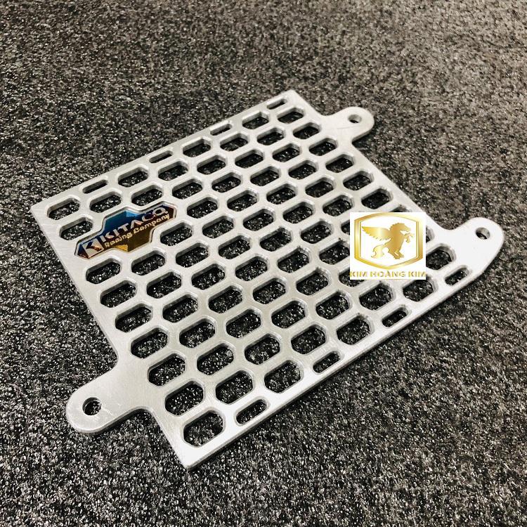 Che két nước nhôm trắng + tem titan kitaco gắn vario airblade