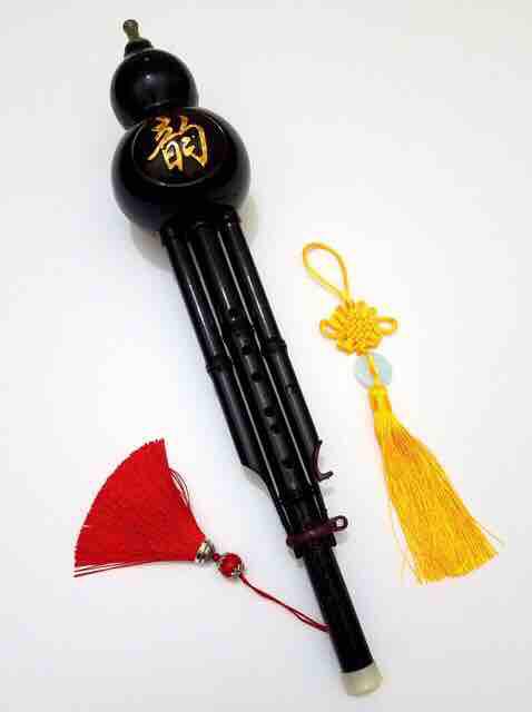 Sáo bầu (màu xanh, đen, trắng)