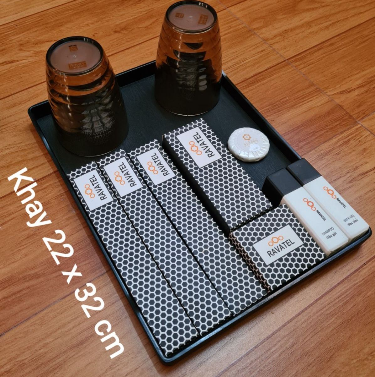 khay amenity, khay đựng bàn chải xà bông... khách sạn