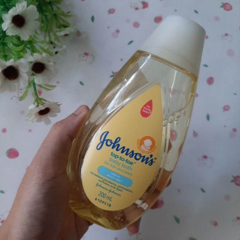 Sữa tắm gội toàn thân Johnson's baby 100/200ml
