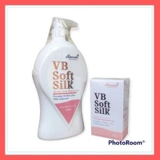Combo sua tam truyen trang 1200ml và dung dich ve sinh hana soft silk hana soft silk
