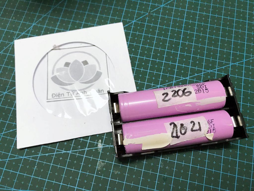 Combo 2 viên pin + đế 2 cell .