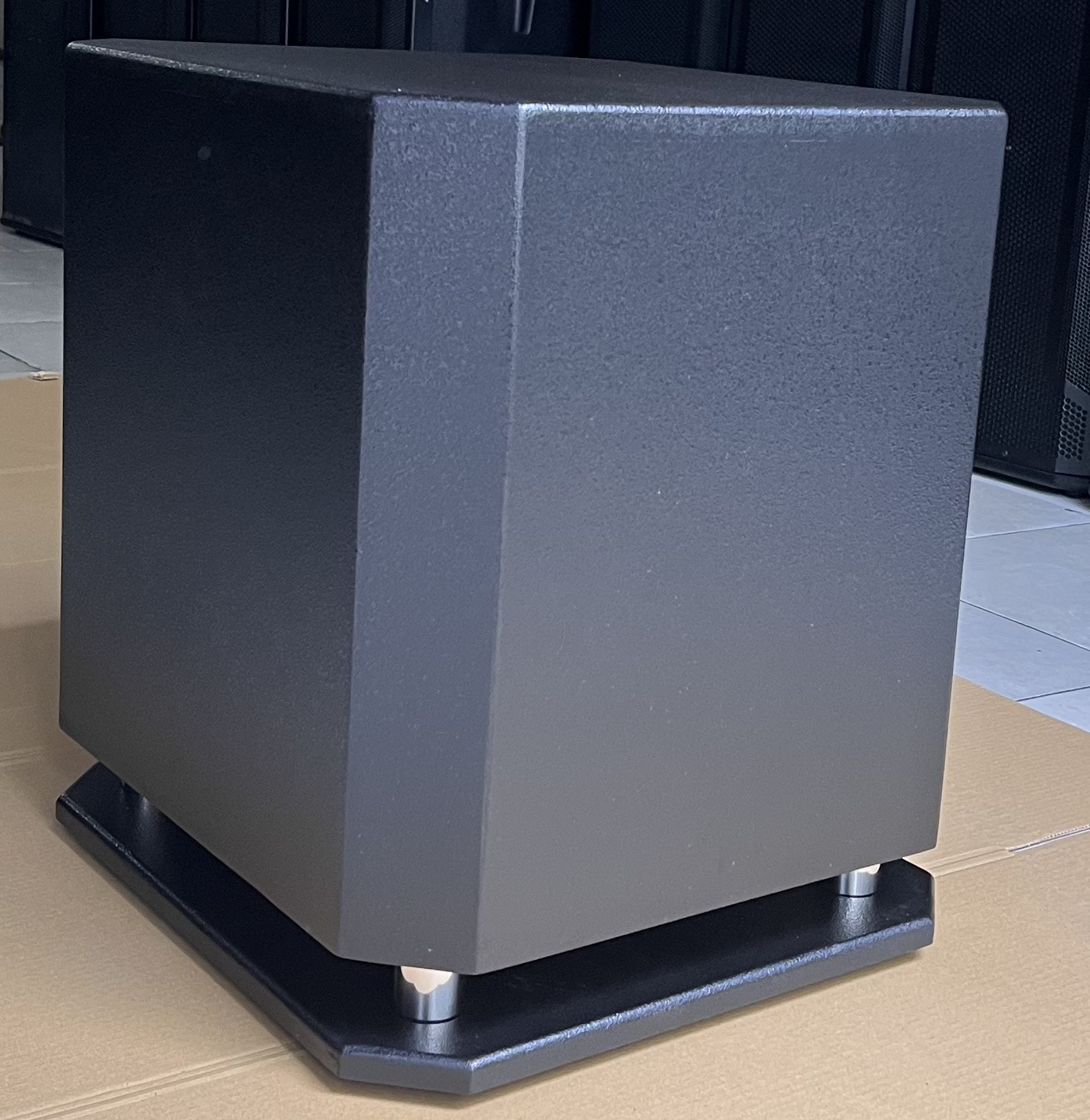 Vỏ thùng loa sub 3 tấc thùng sơn tĩnh điện cao cấp