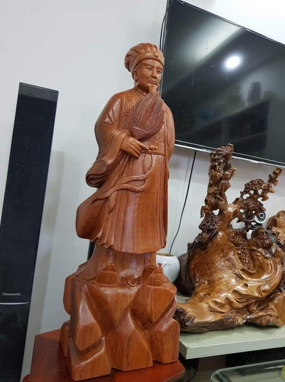 Tượng Khổng Minh gỗ Hương cao 60cm