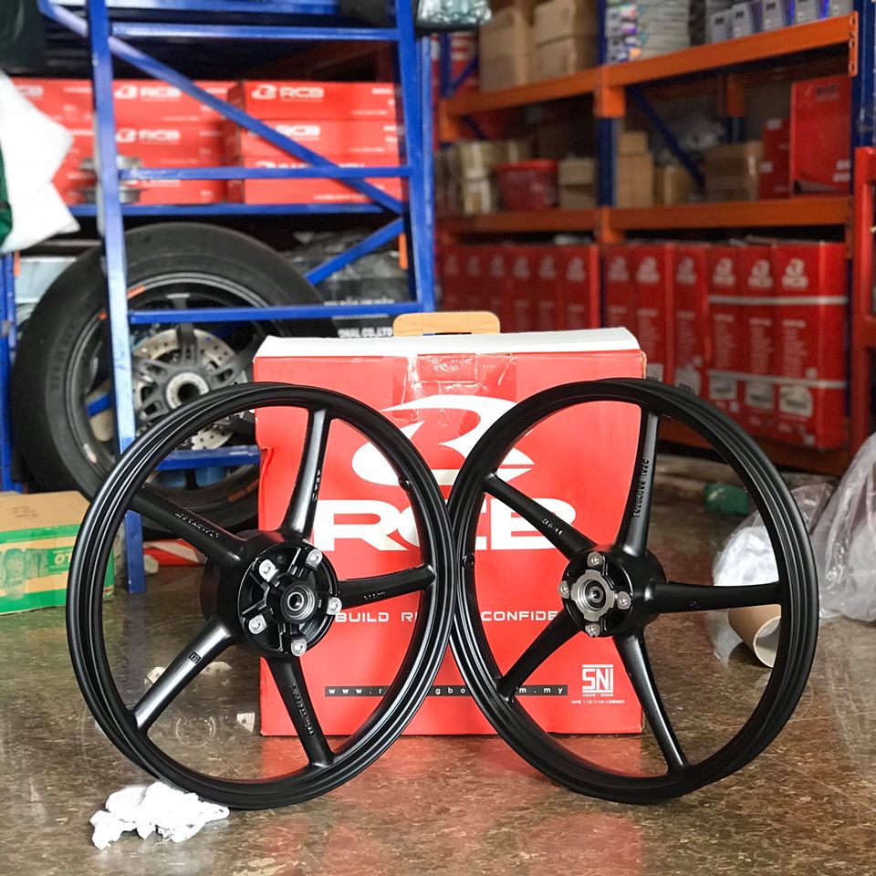 Mâm 5 cây RCB bản Race gắn Exciter 150 Black