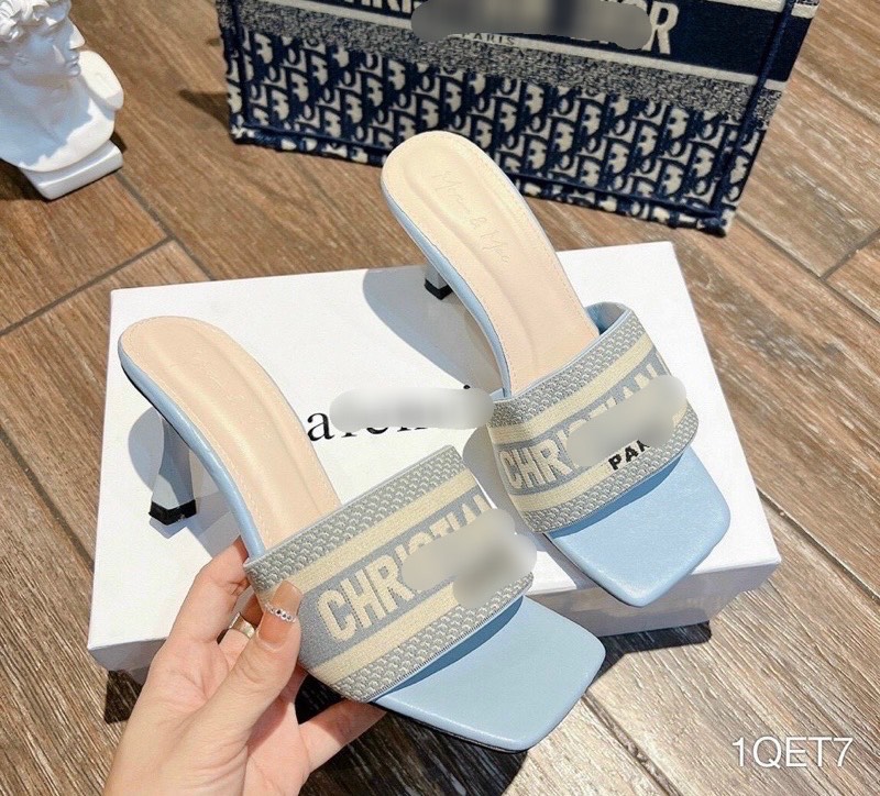 cao gót 7p quai bản in chữ bền đẹp thời trang mới nhất