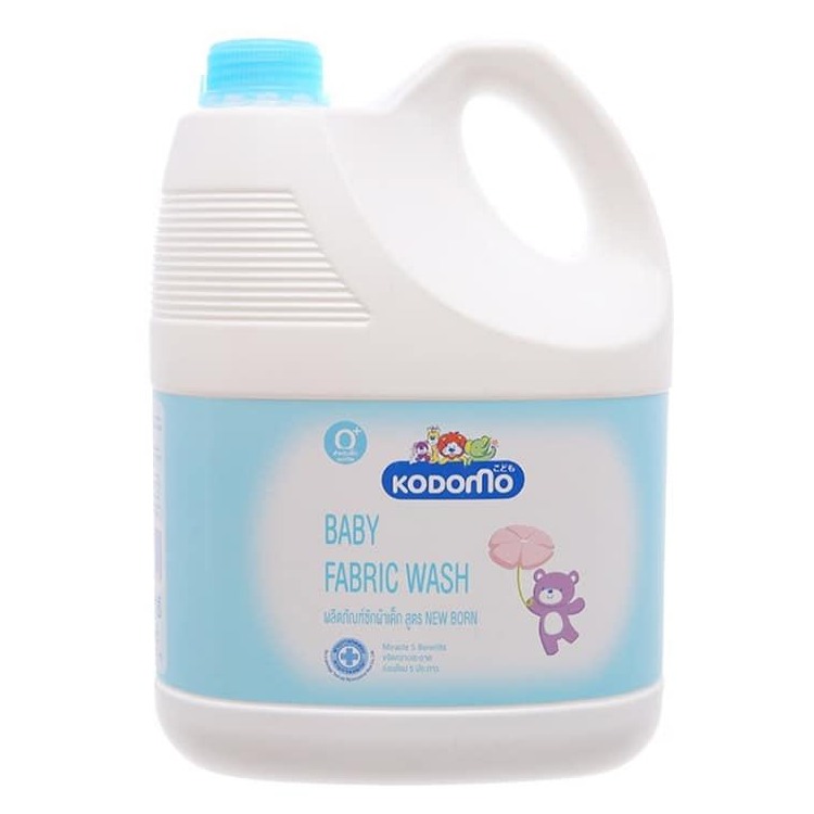 Nước giặt kodomo xanh 3L