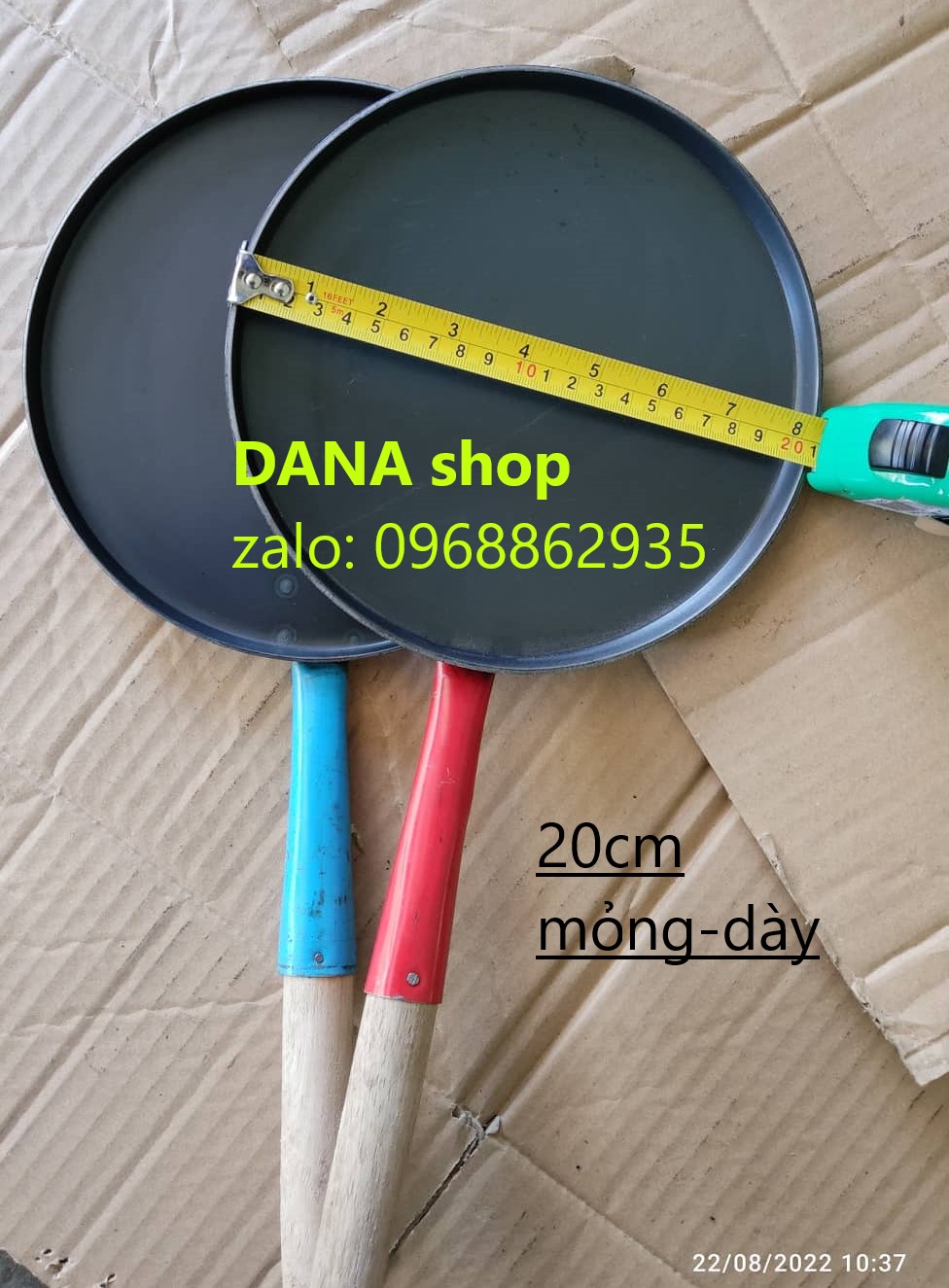 Khuôn bánh xèo miền Trung loại 20cm (có cán gỗ như hình)