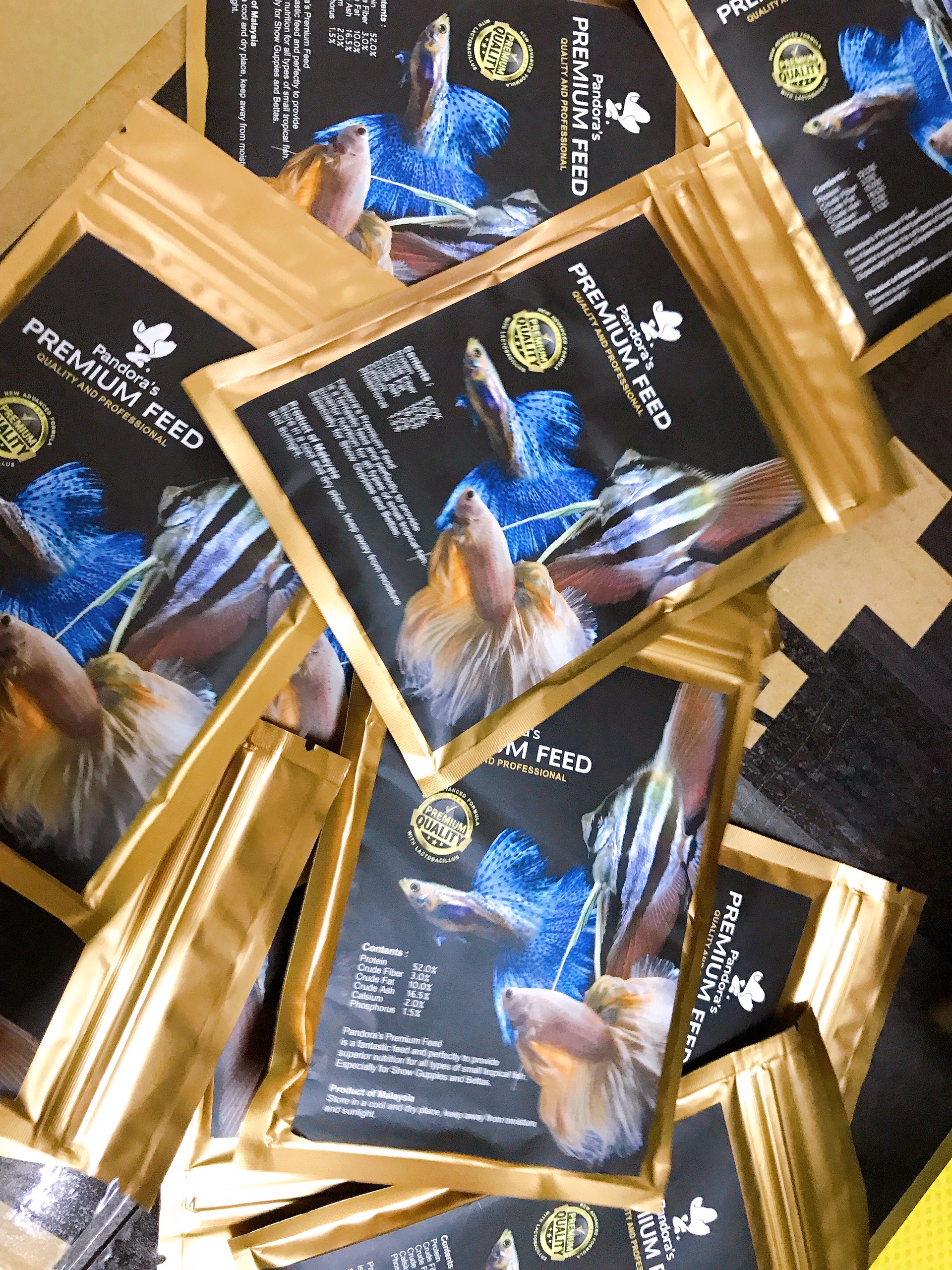 Cám Pandora Gold Malaysia, thức ăn cao cấp cho guppy
