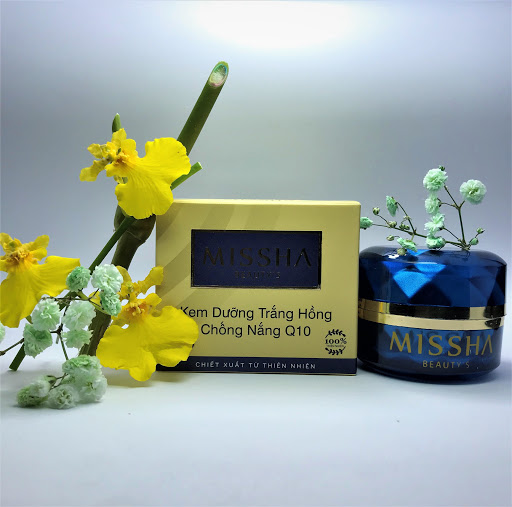 KEM DƯỠNG TRẮNG HỒNG CHỐNG NẮNG Q10 MISSHA 15g