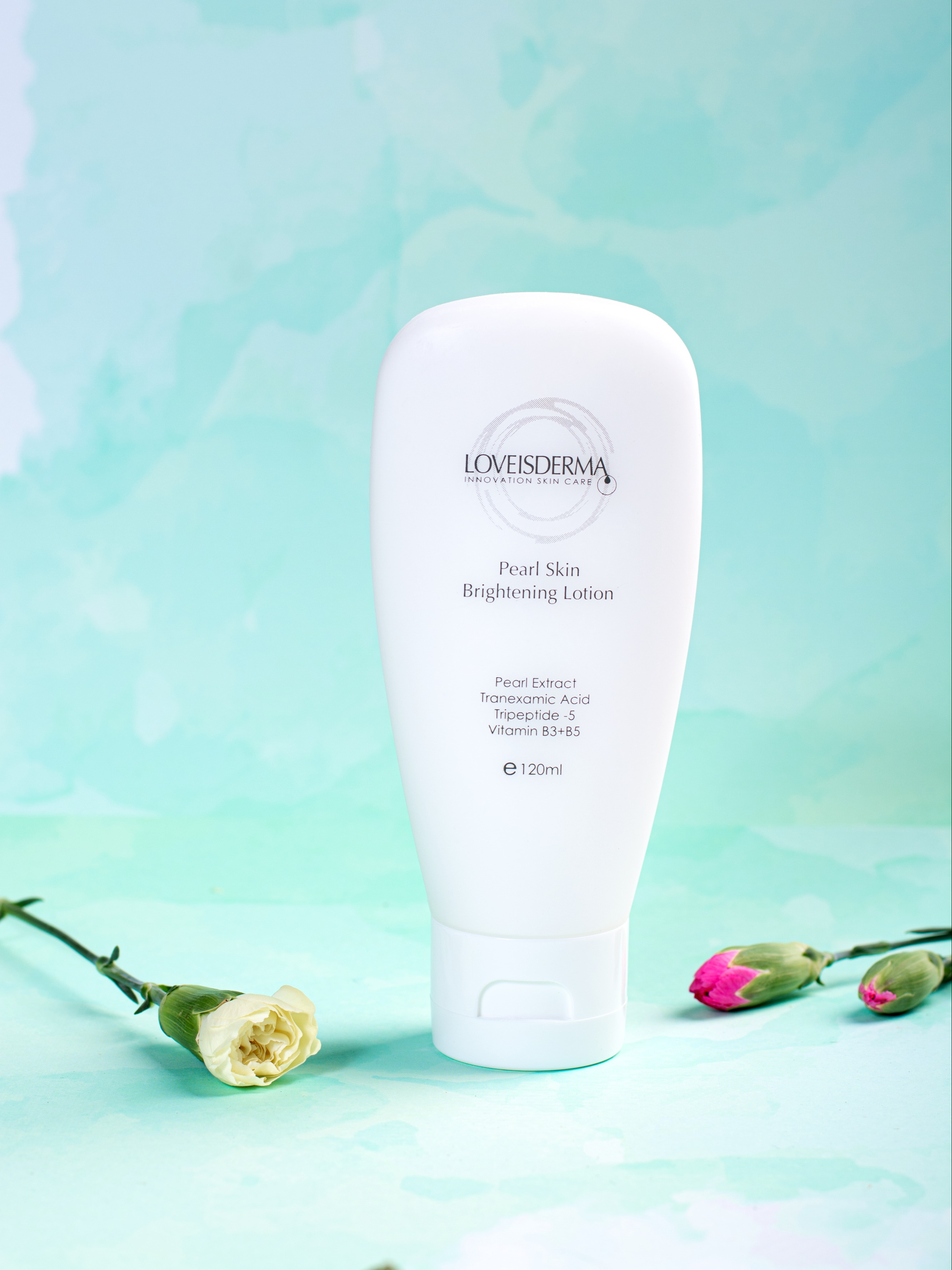 Sữa dưỡng trắng da loveisderma 120ml