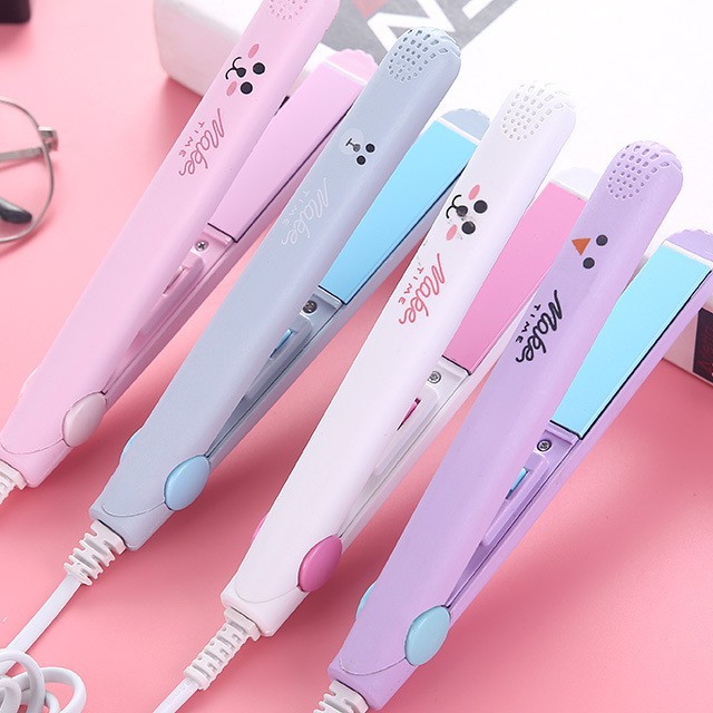 [HCM]Máy Ép Là Tóc Mini Make Time 20w Dùng Đơn Giản Bạn Hoàn Toàn Có Thể Tự Mình Tạo Một Kiểu Tóc Mới. Tự Uốn Duỗi Tóc Ở Nhà Theo Ý Thích Kích Thước Nhỏ Gọn Dễ Dàng Mang Theo