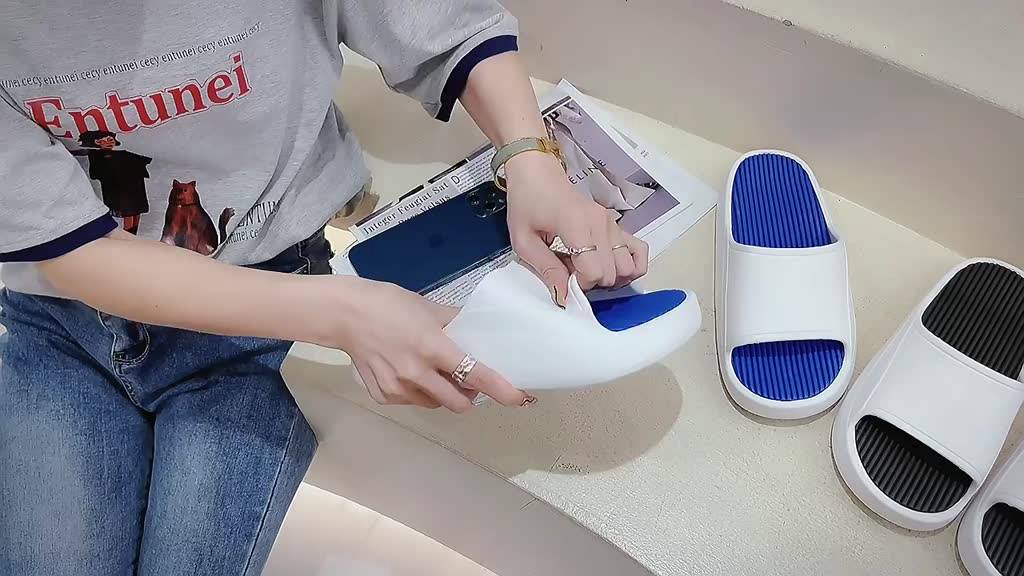 Dép bánh mì dép cao su siêu nhẹ siêu bền siêu HOT nhẹ chân đi mưa đi trong nhà đi chơi 2022