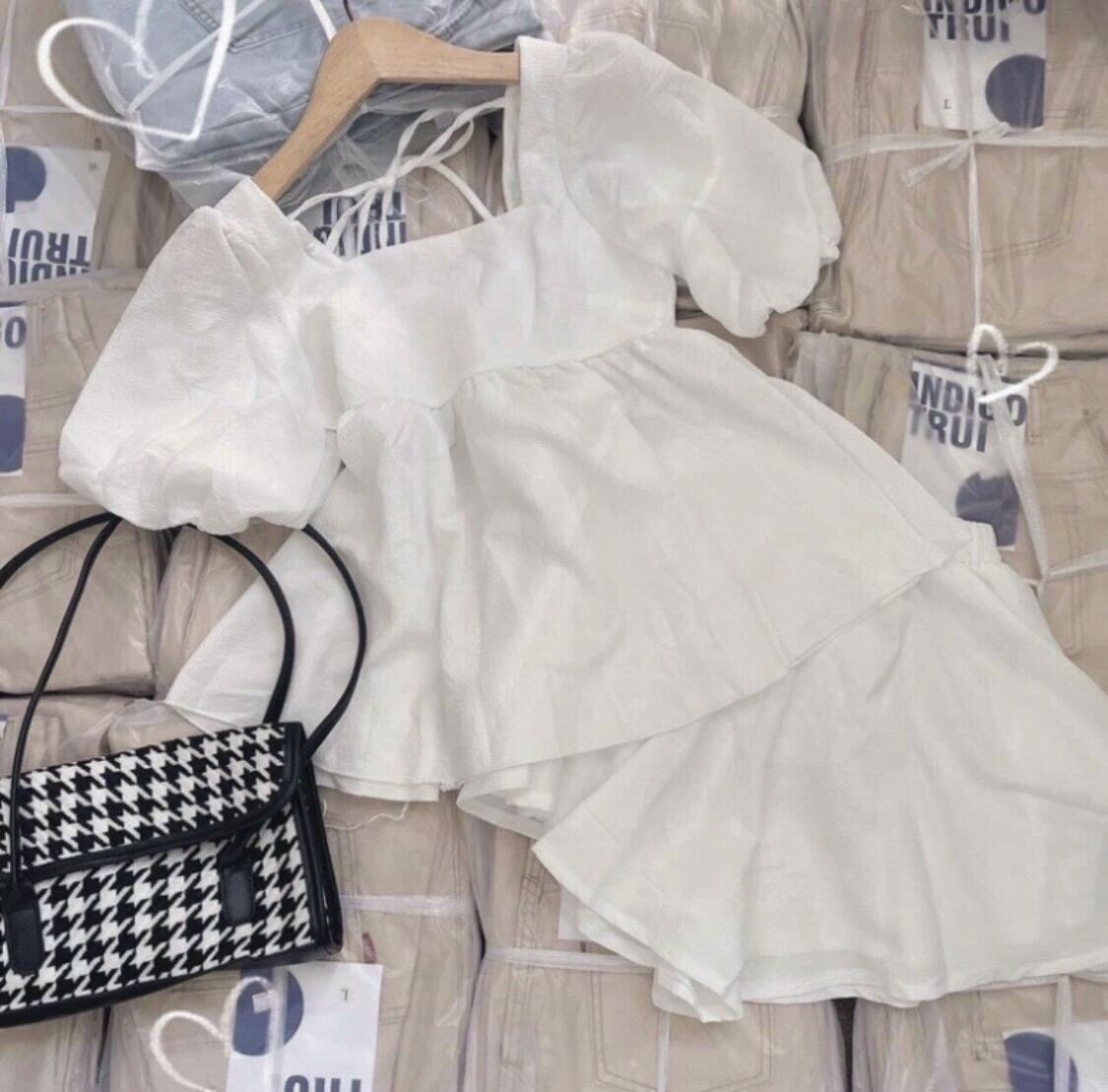 Set bộ tay phồng và quần váy chất voan mịn
