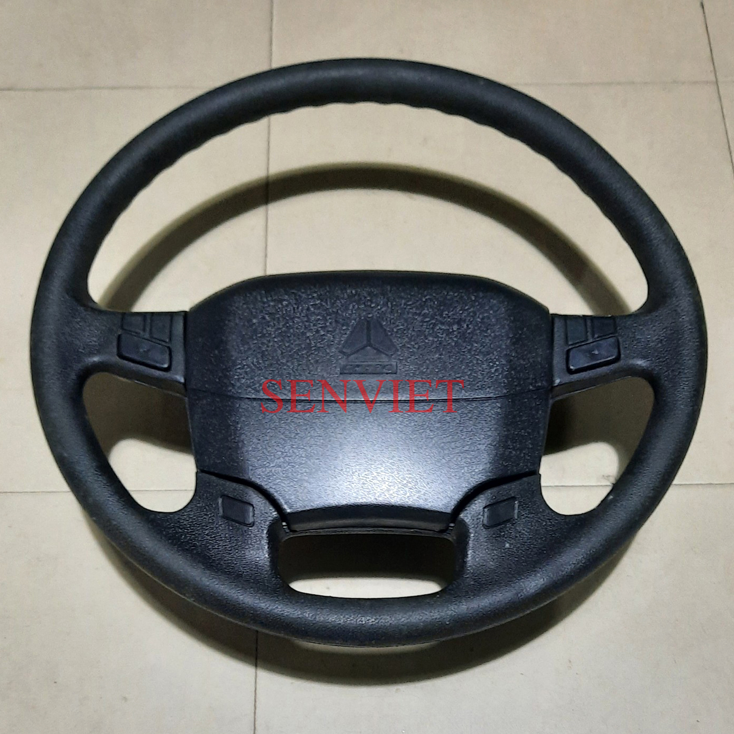 Vô lăng howo 336 371