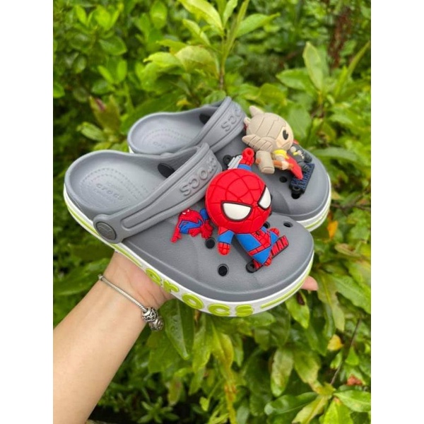 HÀNG BÁN CHẠY 🔥 sục crocs cho bé. sản phẩm cao cấp + tặng kèm chảm gắn lên sục như hình