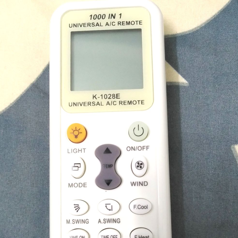 [HCM]remote điều khiển máy lạnh đa năng hiệu Fogeen