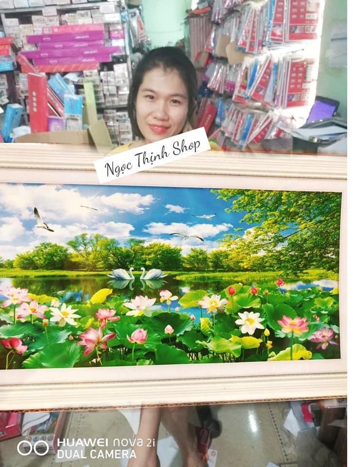 Tranh đính đá Phong Cảnh Đầm Sen DF2887 kích thước 120cm x 63cm