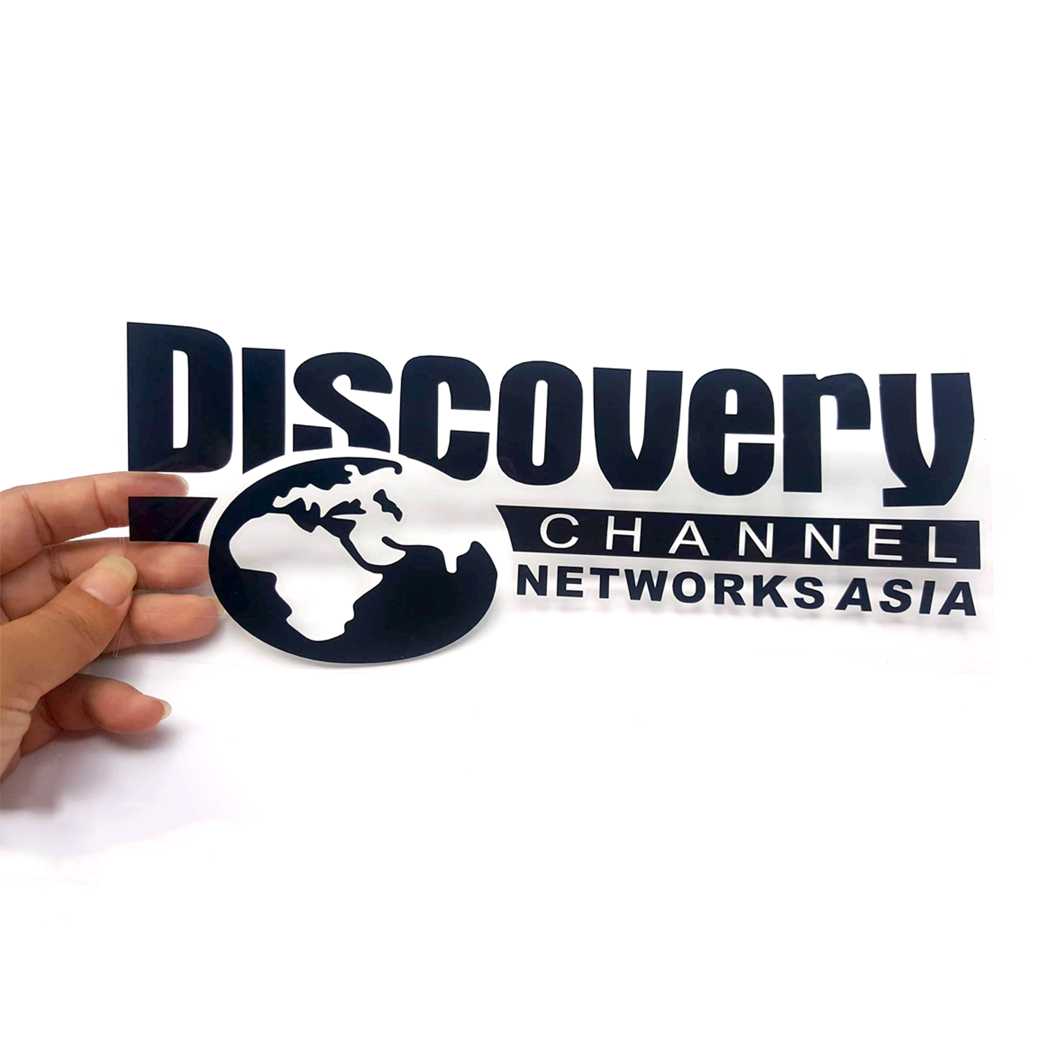 Decal dán DISCOVERY CHANNEL loại nhỏ ( Kích thước 25cm x 9.5cm )