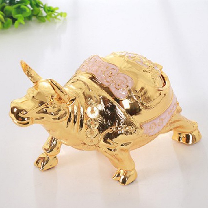 Gạt tàn thuốc, hình trâu mạ vàng, hợp kim siêu bền, phong cách sang trọng, có nắp đậy
