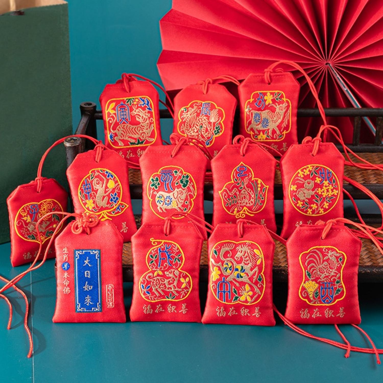 Túi phước lành may mắn tài lộc 12 con giáp cầu bình an túi omamori
