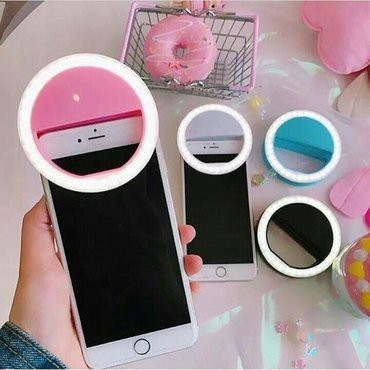 Đèn LED kẹp điện thoại trợ sáng chụp hình Selfie , bí kíp để có hình chụp tự sướng đẹp
