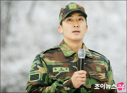 Áo khoác lính Hàn Quốc ( Có dây kéo đồng cực xịn) - (TẶNG 1 NÓN LÍNH RẰN RI HÀN QUỐC)