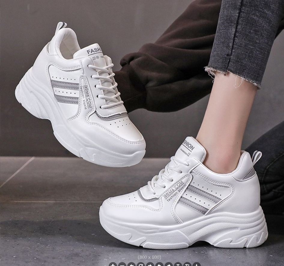 Giày thể thao nữ độn đế 2 màuTrắng xám trắng đen 2 vach sóng hit hot 2022