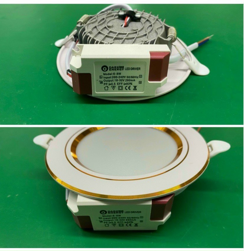 Đèn Led Âm Trần 3 màu 7w phi 90. Ánh sáng: 3 chế độ ánh sáng trắng – vàng – trung tính