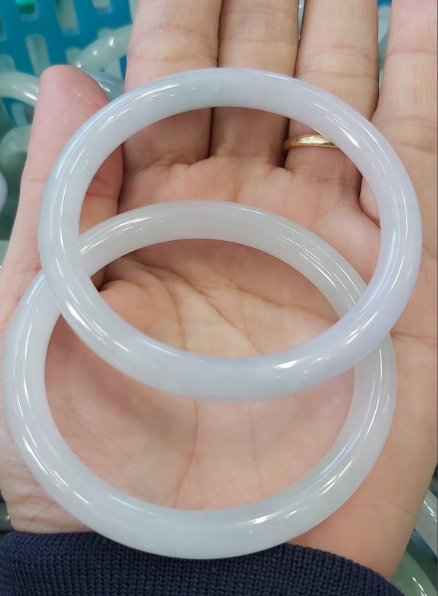 Vòng tay đá cẩm thạch đá phong thủy đá thiên nhiên đủ size hình thật