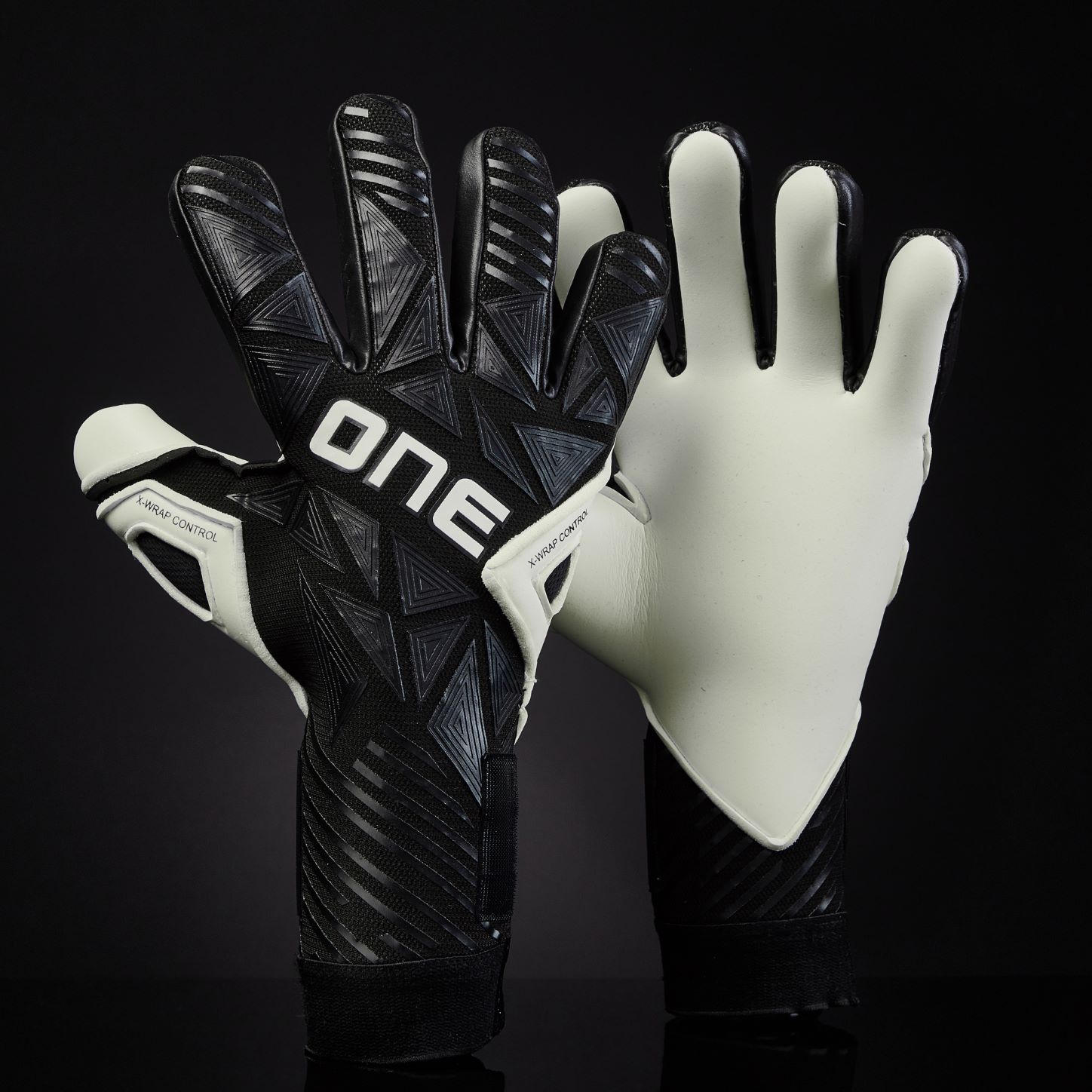 Găng tay thủ môn ONE GLOVE GEO 3.0 MD