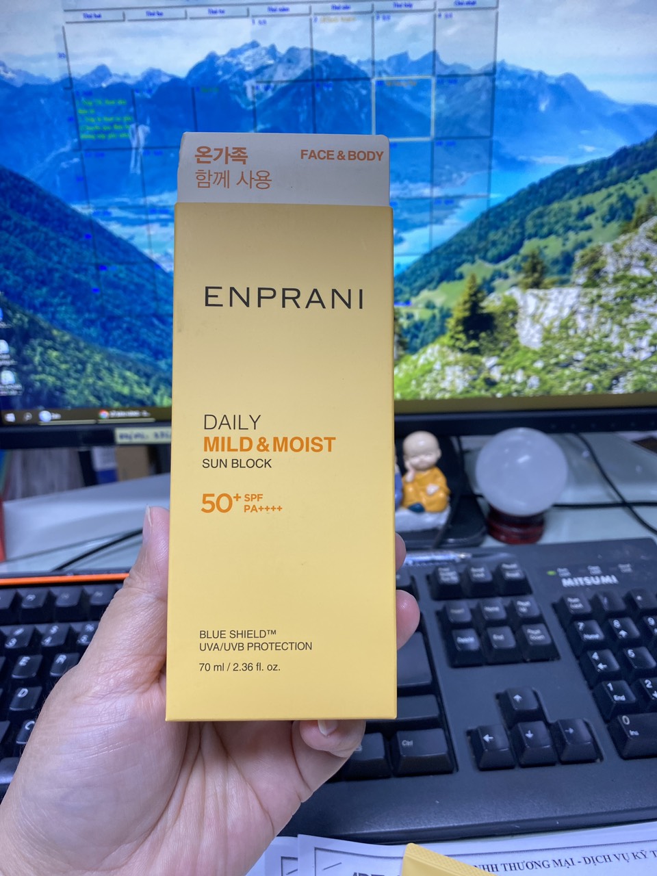 Kem chống nắng Enprani Hàn Quốc mẫu mới Daily Mild & Moist Sun Block Blue Shield SPF 50