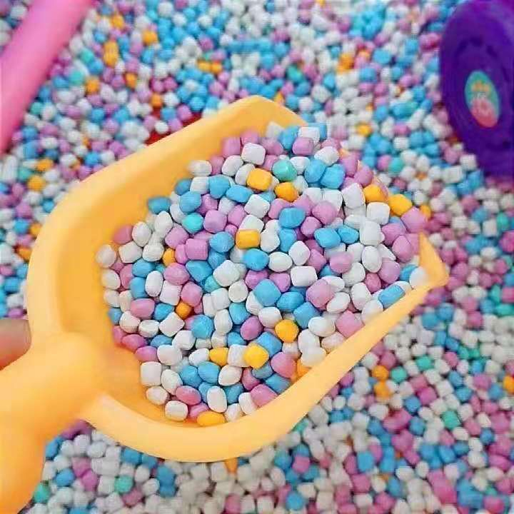 Hạt sứ, hạt muồng đồ chơi xúc cát cho bé