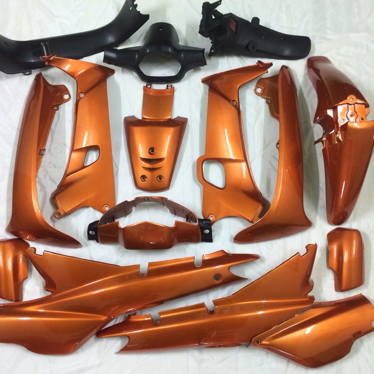 ( TẶNG TEM ) Bộ Dàn áo xe Wave thái - Wave alpha -Wave nhỏ  110 đời 2000 - 2005 màu Cam - nhựa trắng nguyên sinh ABS LOẠI TỐT