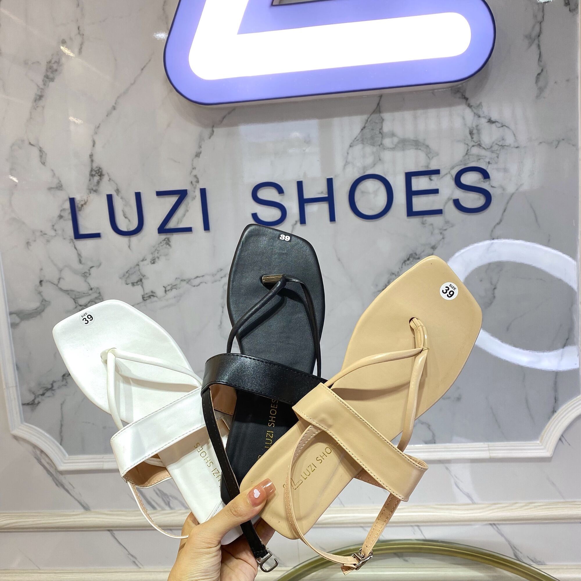 [4.4 Hoàn tiền 15%]Dép kẹp,sandal đế bệt xỏ ngón có quai hậu cho học sinh đi học mẫu mới nhất  HỔ STORE79