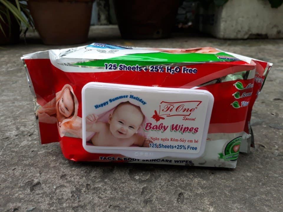 [FREESHIP MAX] Khăn giấy ướt Tione  dùng lau mặt và chân tay 125 tờ sieuchodaiphat