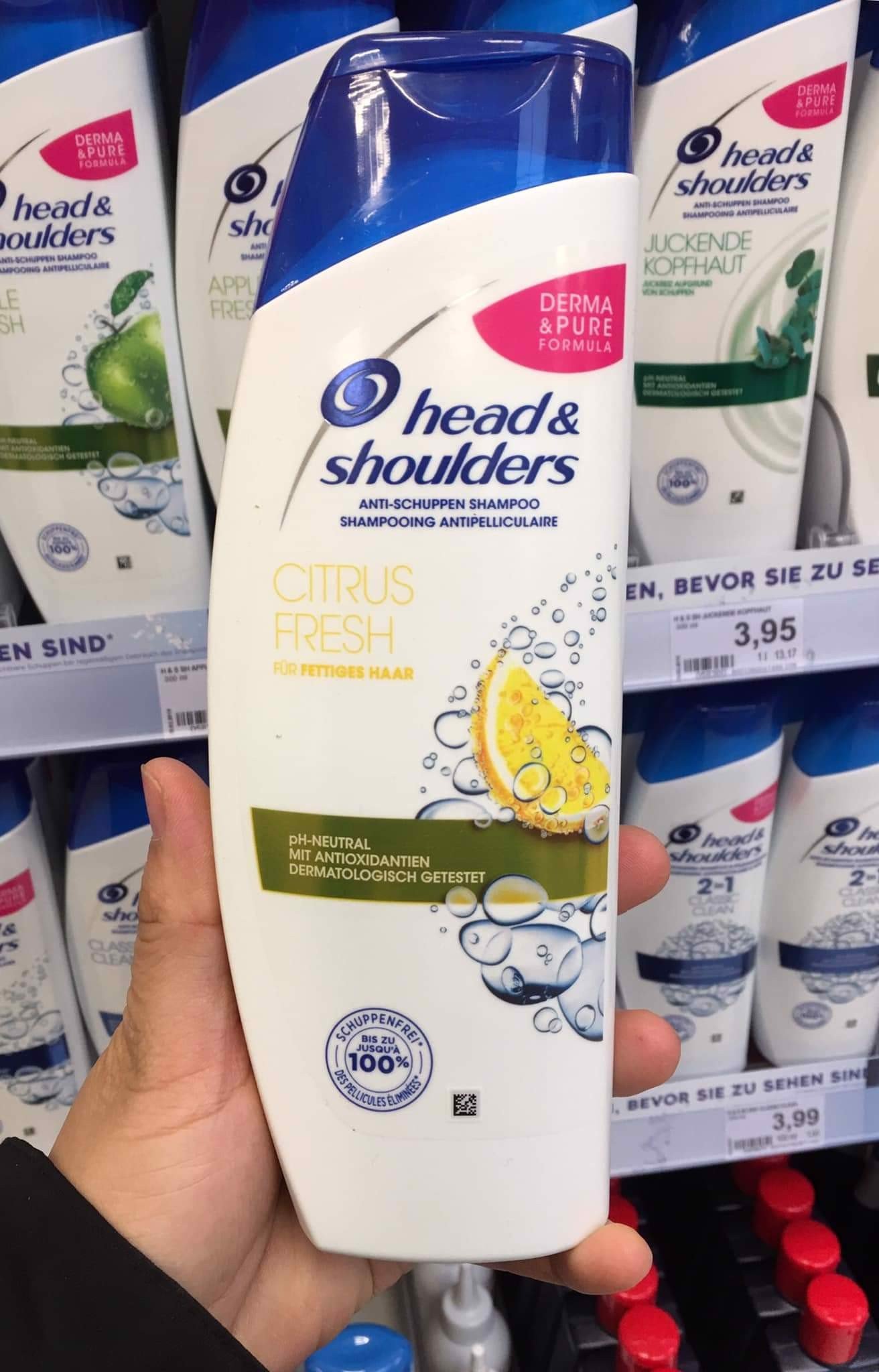 Dầu gội trị gàu Head and Shoulder Đức cho cả nam và nữ. Dung tích 300 m