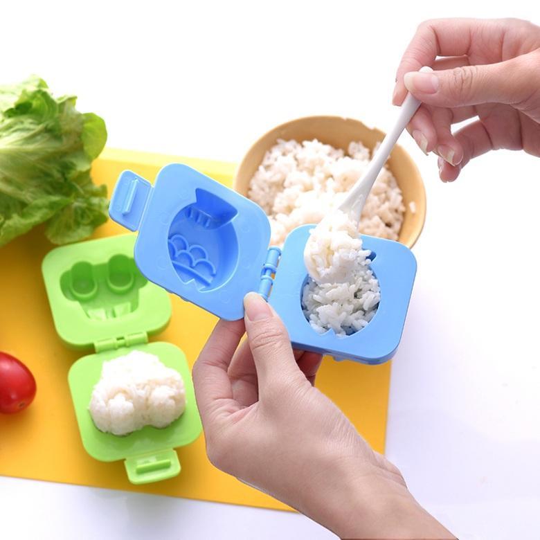Bộ khuôn làm cơm, thạch tại nhà cho bé